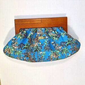 Lily Pulitzer Bermuda Clutch Handbag Blue Wood Handle Tiger Queen‎ Tropical